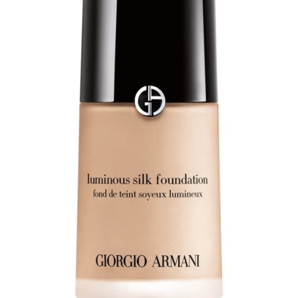 Giorgio Armani Luminous Silk Foundation 5